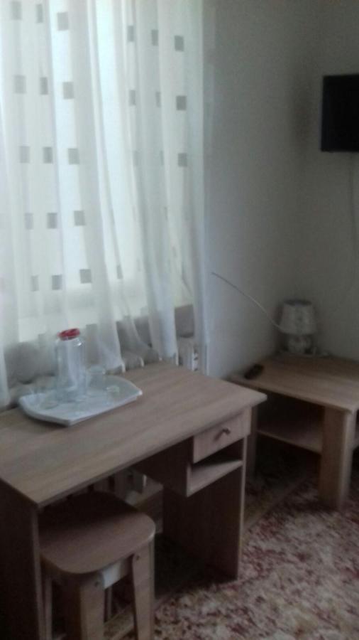 Gelena Гостьовий Двір Uzjhorod Eksteriør billede