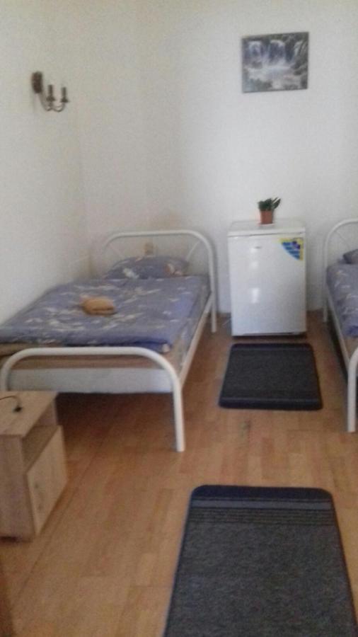 Gelena Гостьовий Двір Uzjhorod Eksteriør billede